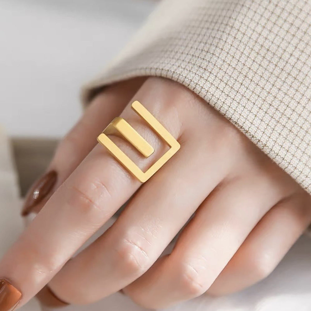 Ella Ring