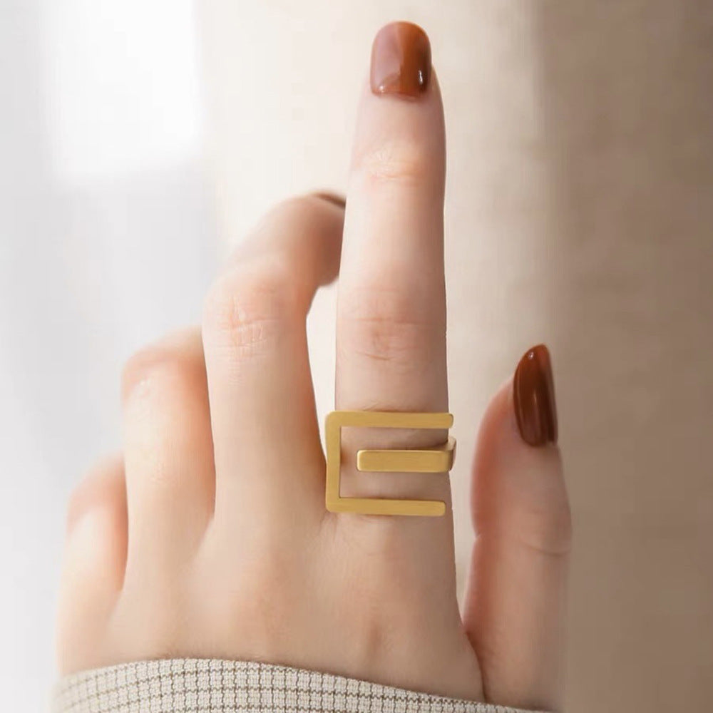 Ella Ring