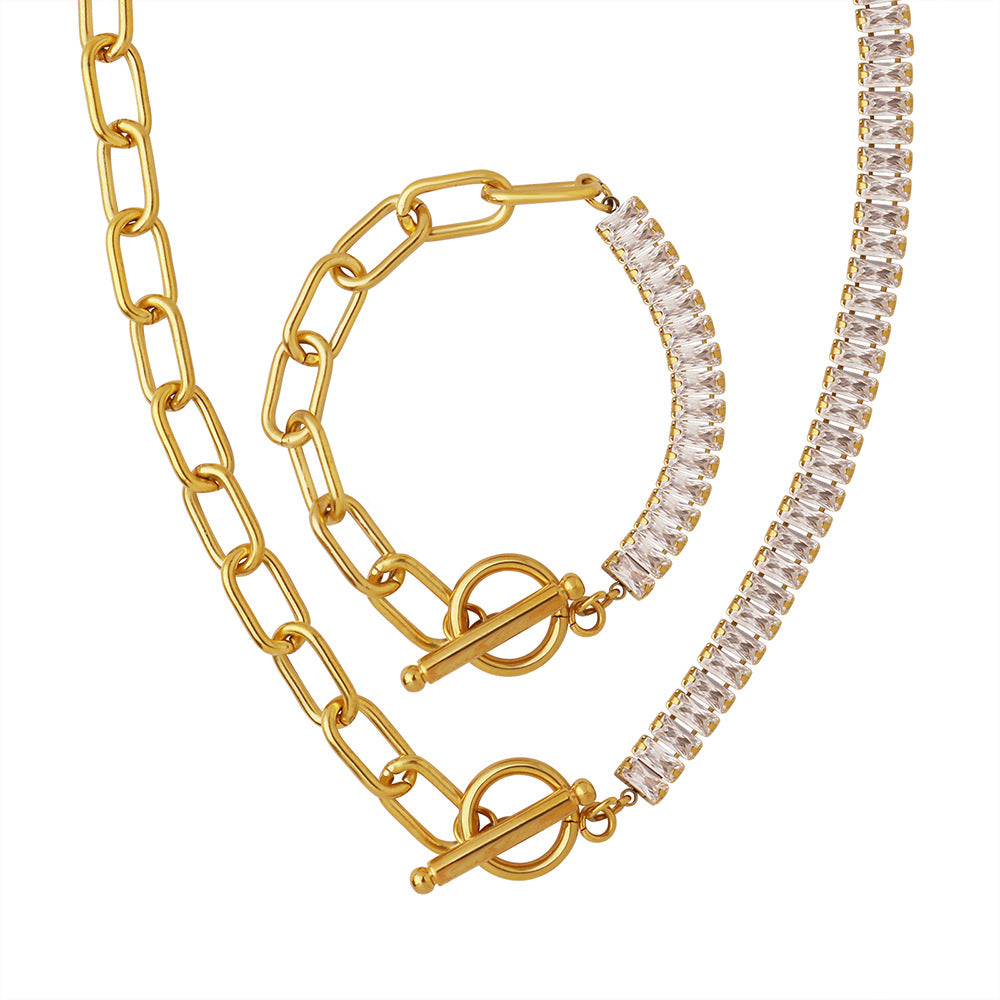 Amelia Necklace