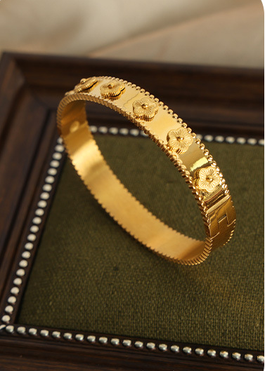 Flower Stone Bracelet