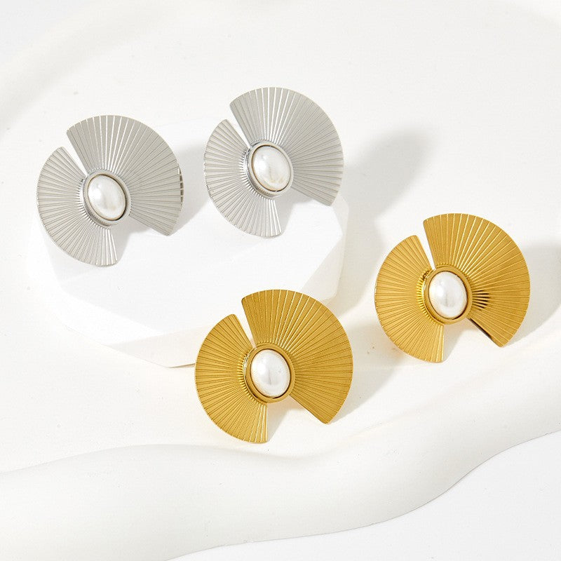Golden Fan Earrings