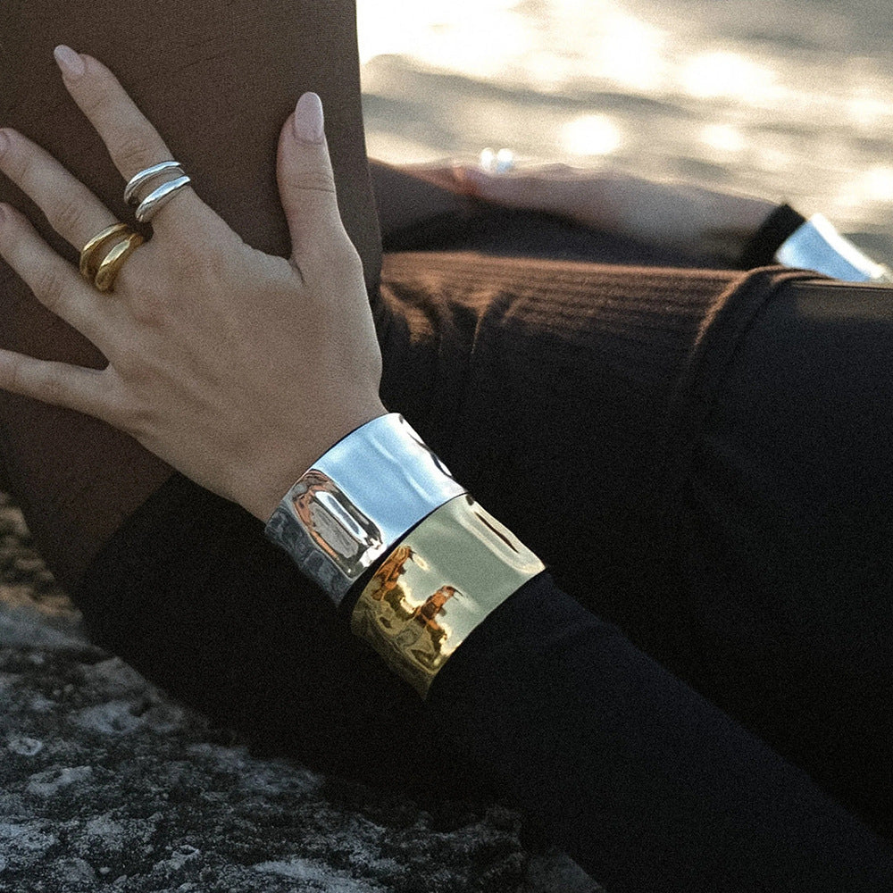 Golden Ridged Bracelet