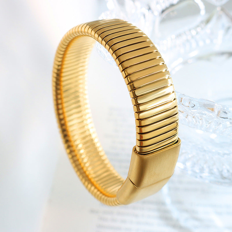 Golden Orb Bracelet
