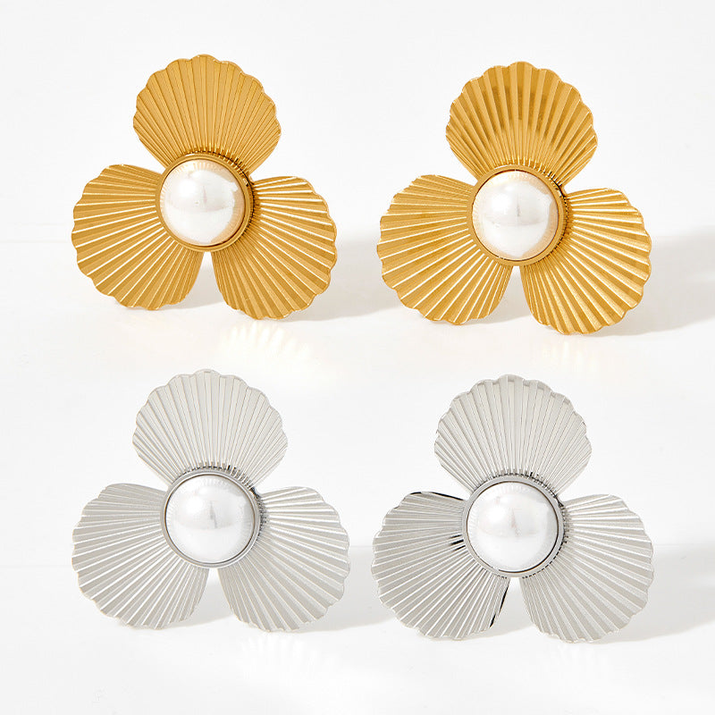 Lily Earrings