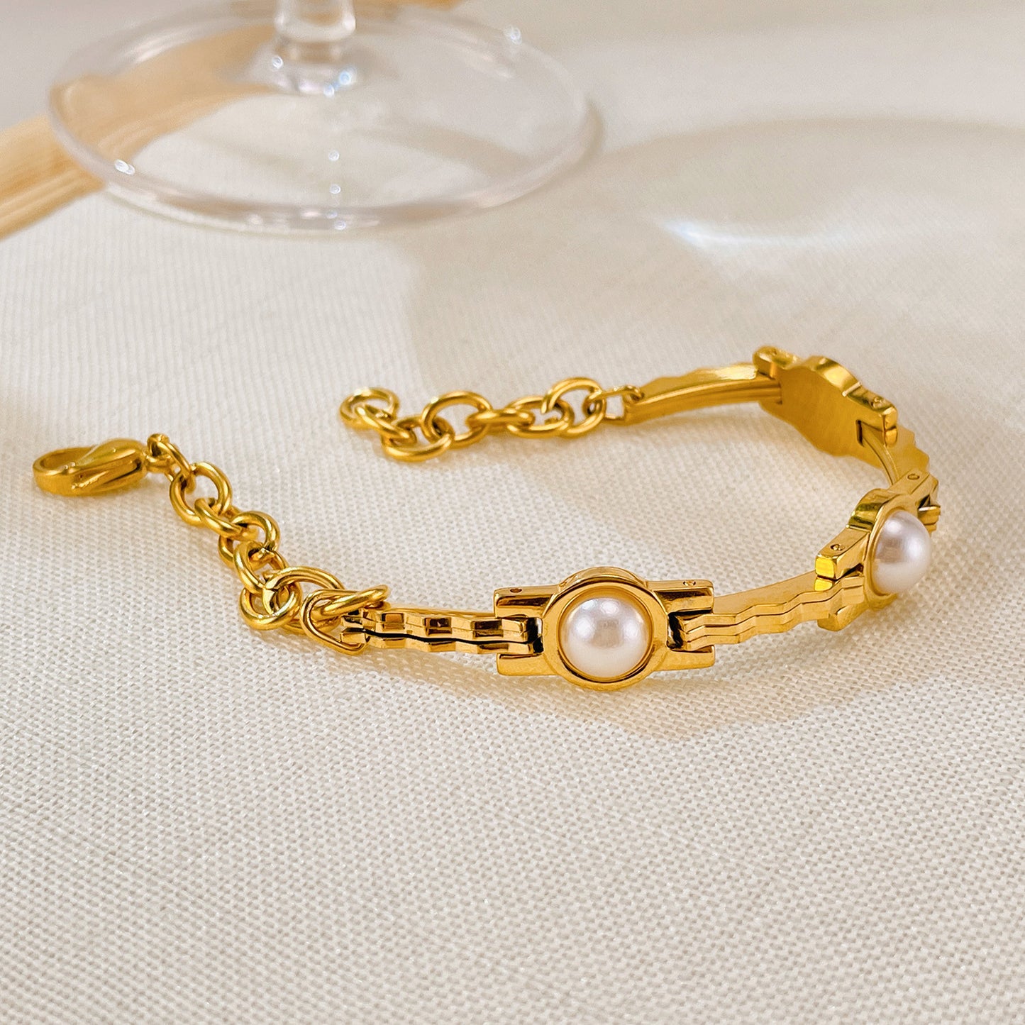The Mia Bracelet