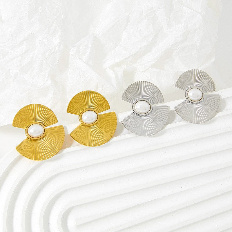 Golden Fan Earrings