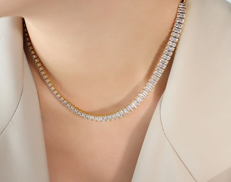 Amelia Necklace