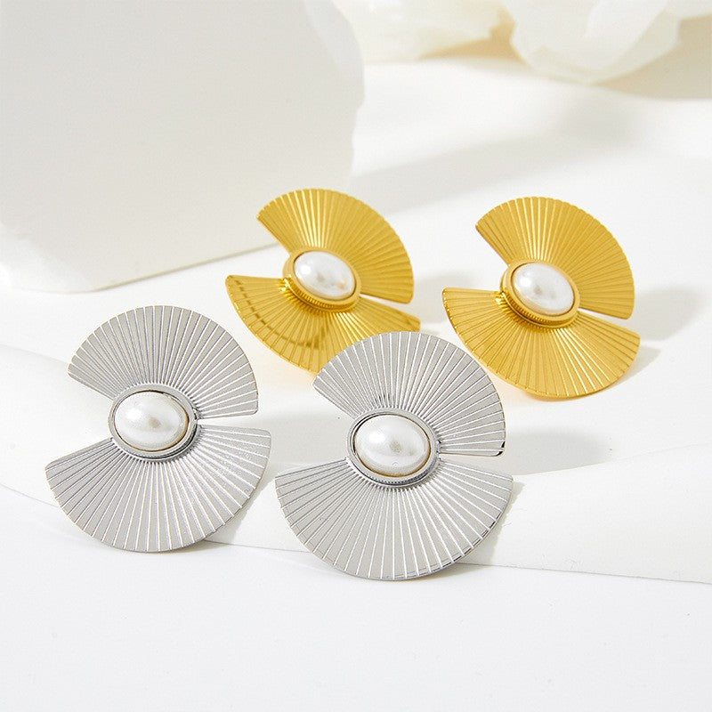 Golden Fan Earrings