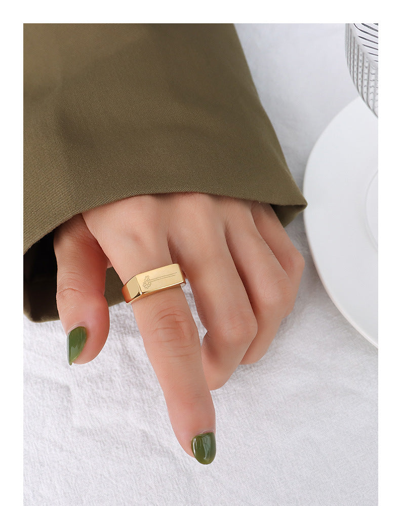 Flat Surface Flower Pin Ring
